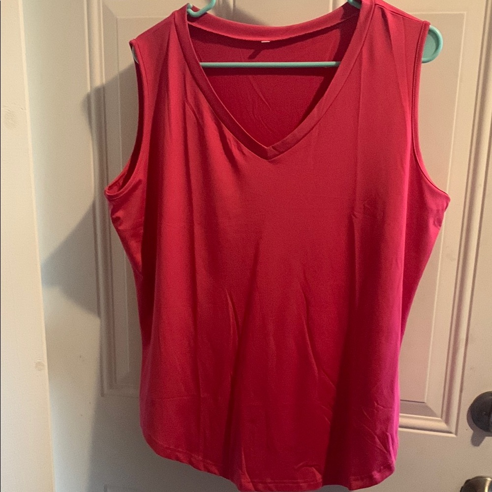 NWOT Women's STRECH Sleeveless V-Neck Top 1XL  - Pink soft silky cool 😎